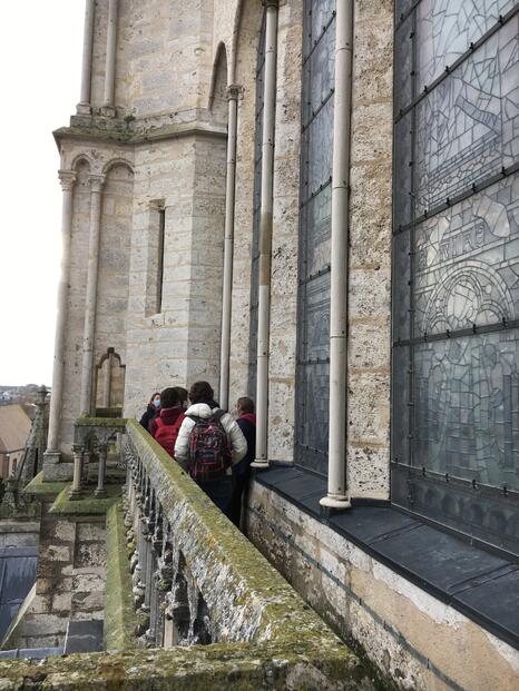 Les élèves conservateurs du patrimoine visitent la cathédrale de Chartres - Photo : Marie-Laure Moro / Inp Les élèves conservateurs du patrimoine visitent la cathédrale de Chartres - Photo : Marie-Laure Moro / Inp