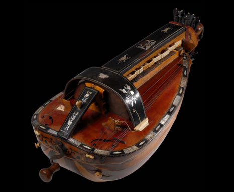 Les maîtres-sonneurs : conservation-restauration d'une vielle à roue de Jacques Decante, luthier à Jenzat (musée des musiques populaires de Montluçon). La problématique de la tension des fonctionnalité et conservation préventive, 2011 Les maîtres-sonneurs : conservation-restauration d'une vielle à roue de Jacques Decante, luthier à Jenzat (musée des musiques populaires de Montluçon). La problématique de la tension des fonctionnalité et conservation préventive, 2011