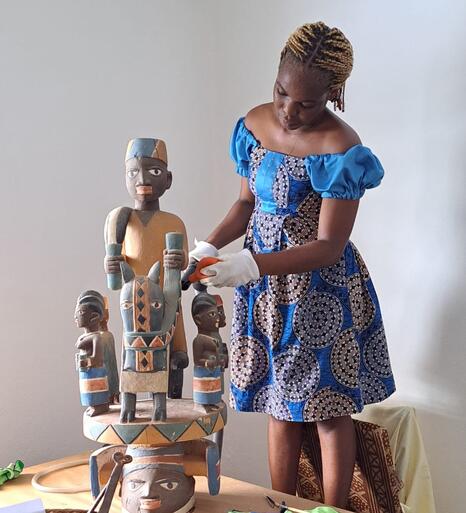 Chantier des collections au Musée ethnographique Alexandre Sènou Adande de Porto-Novo - Photo Frédérique Vincent Chantier des collections au Musée ethnographique Alexandre Sènou Adande de Porto-Novo - Photo Frédérique Vincent