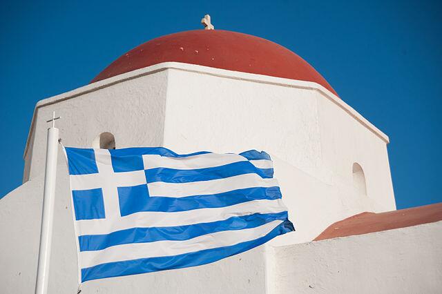 Drapeau Grec - Photo : CC BY Mstyslav Chernov Drapeau Grec - Photo : CC BY Mstyslav Chernov