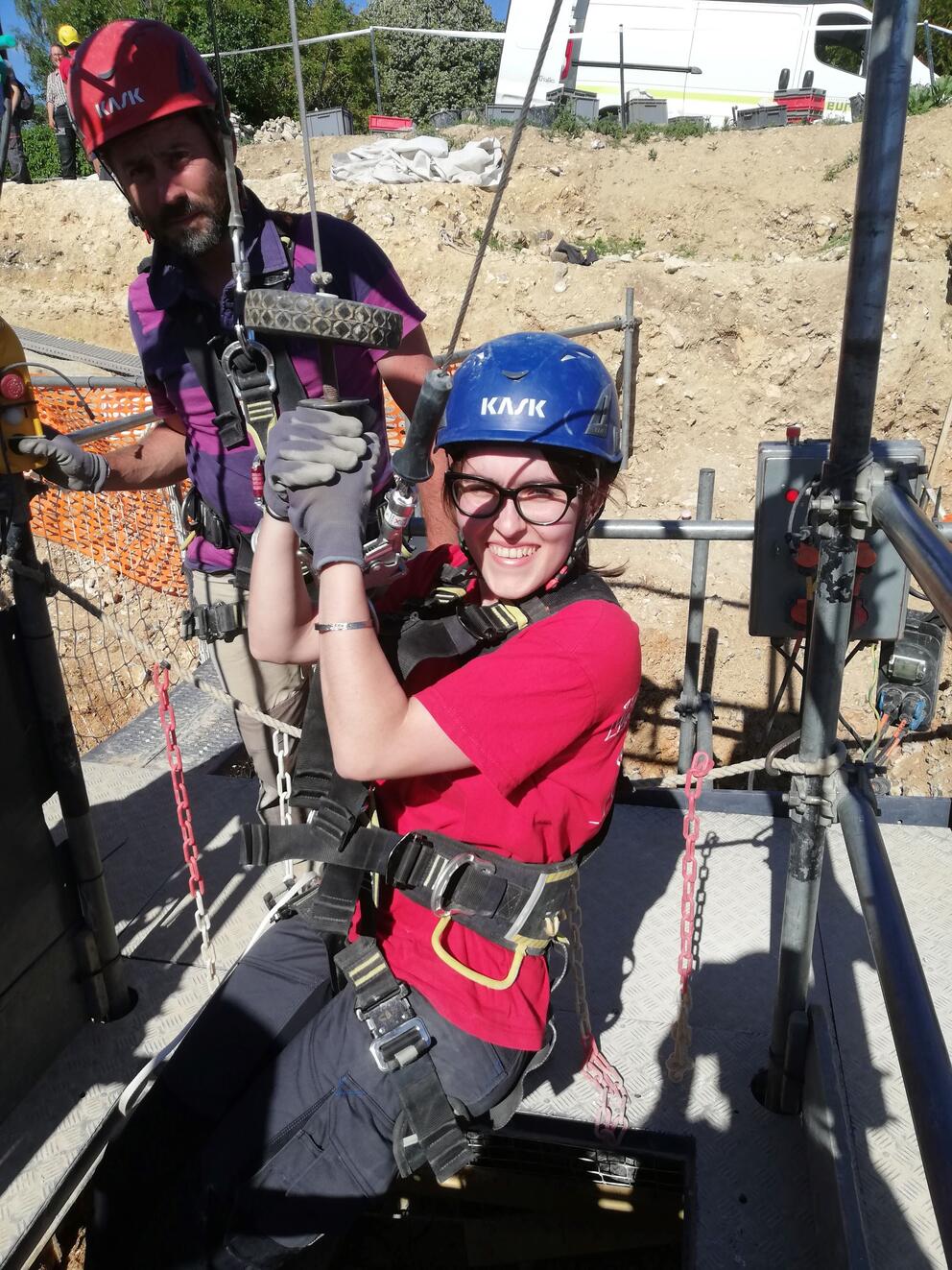 Sabine Mery sur un chantier de fouille - Photo : DR Sabine Mery sur un chantier de fouille - Photo : DR