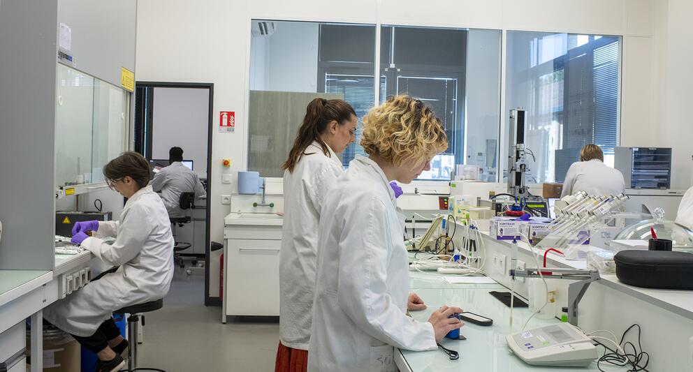 Le laboratoire - Photo : Chloé Bernard / INP