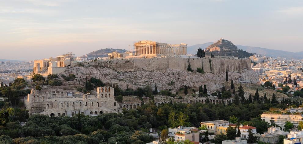 Vue sur l'Acropole depuis la colline Mouseion - Photo : CC BY Christophe Meneboeuf Vue sur l'Acropole depuis la colline Mouseion - Photo : CC BY Christophe Meneboeuf